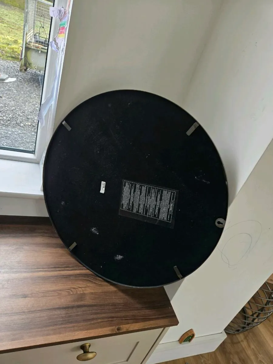 Round Mirror - Image 2