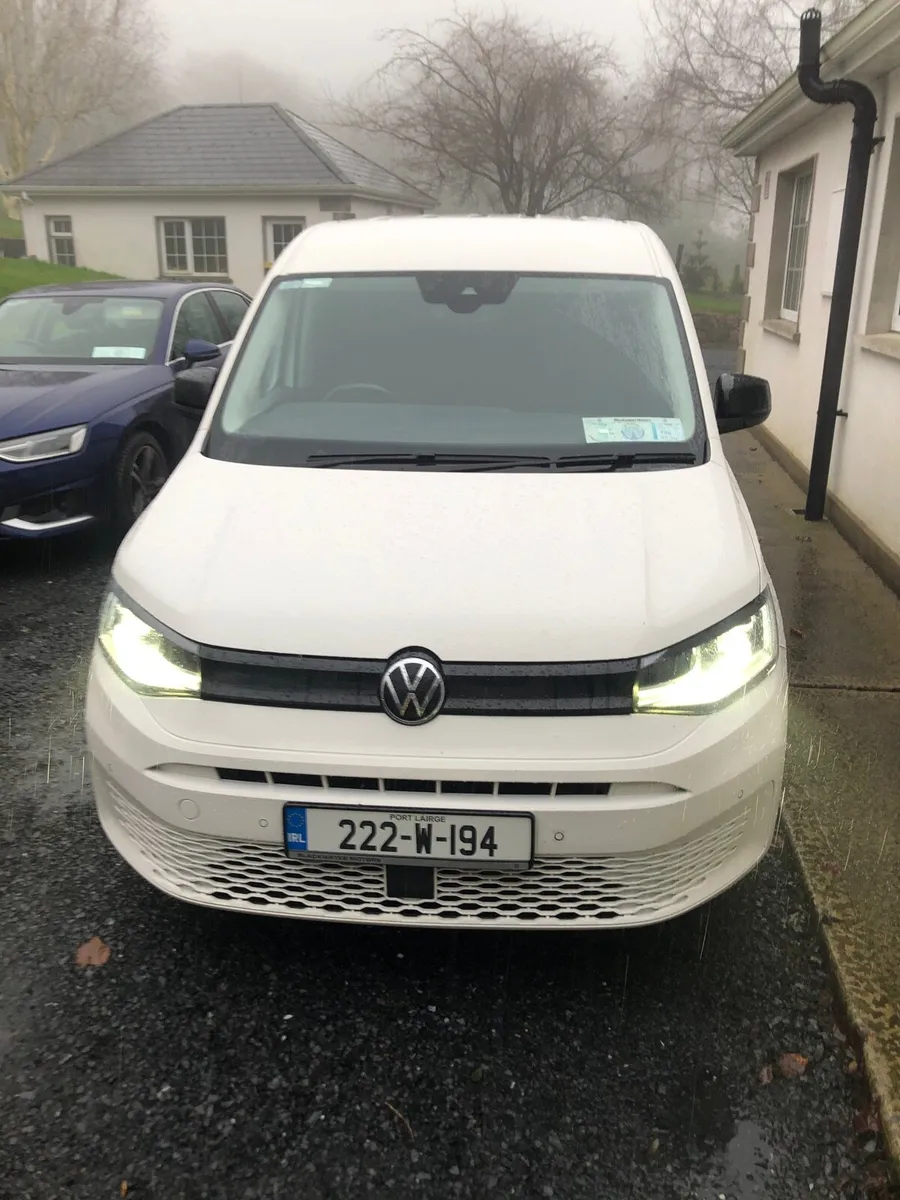 VOLKSWAGEN CADDY MAXI FRIDGE VAN - Image 1