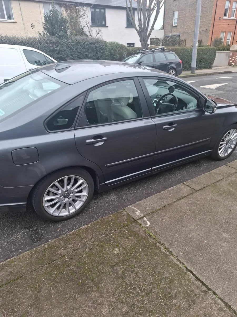 Volvo S40 -1.6 Diesel - Image 1