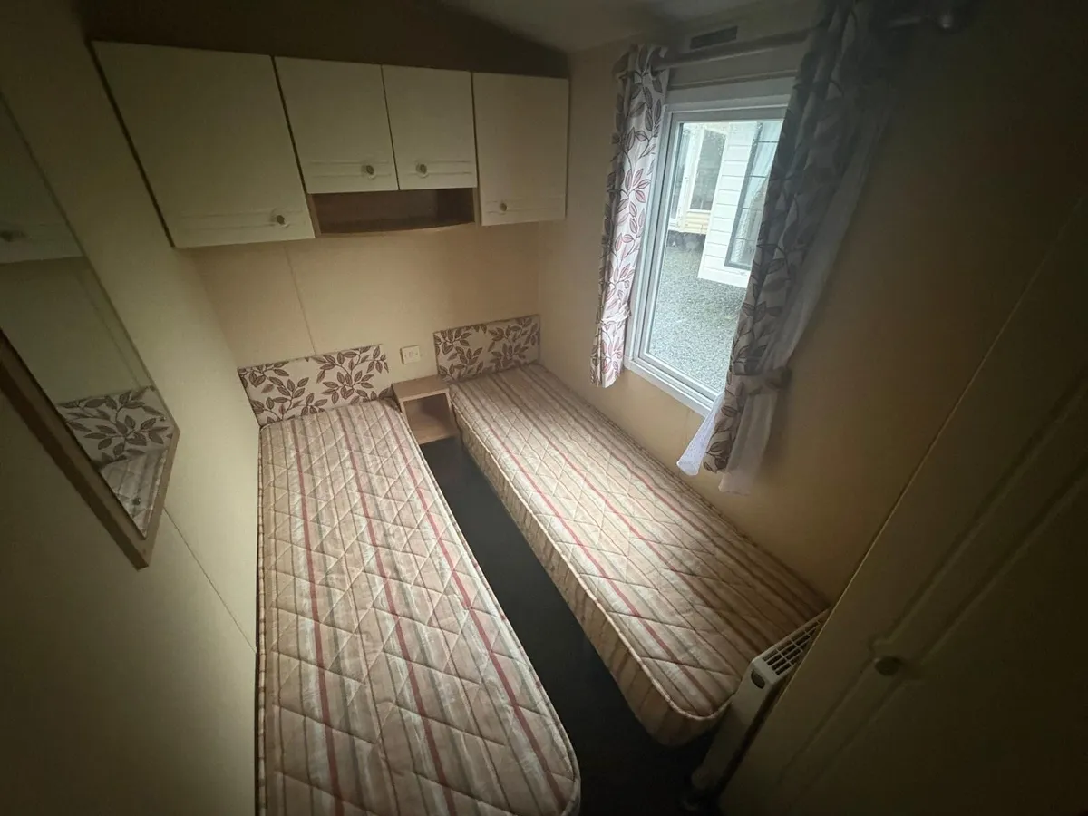 Willerby legacy 38-12 3 bed at TPS caravan sales - Image 3