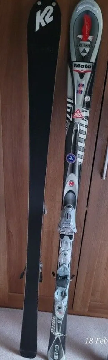 skis - Image 1