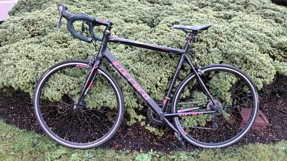 Road Bike. Carrera - Image 2