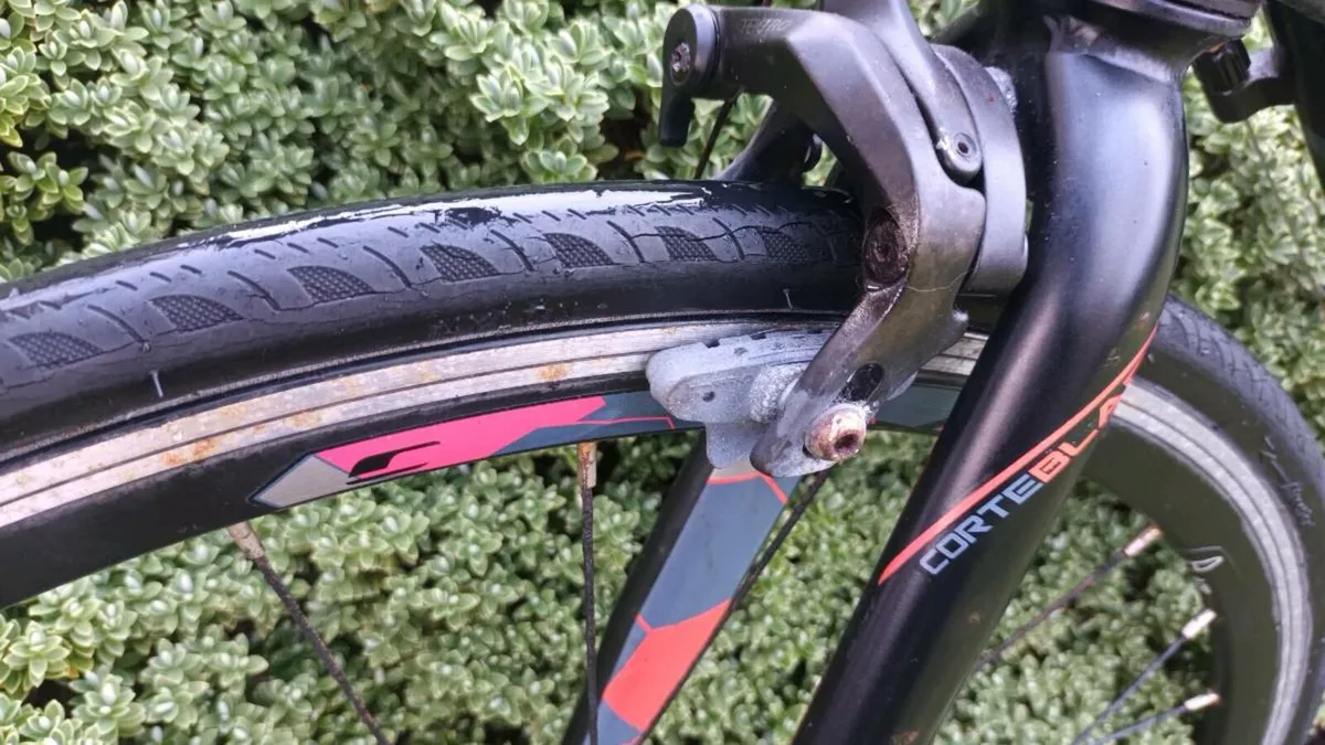 Road Bike. Carrera - Image 3