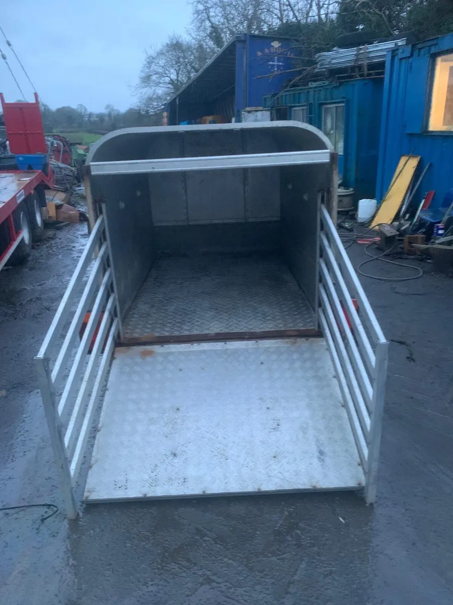 Ifor Williams P6E calf sheep trailer - Image 2