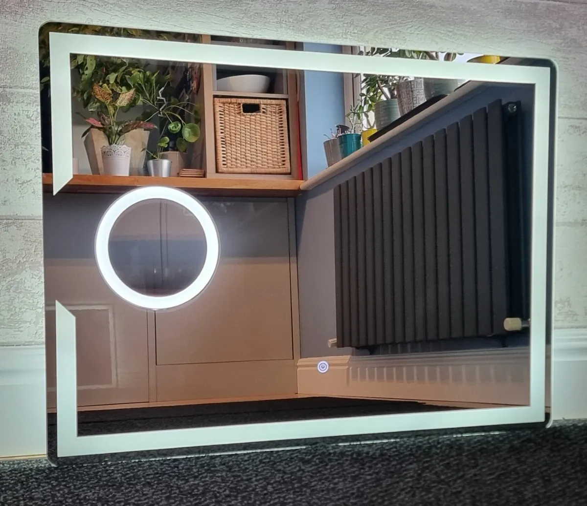 LED Bathroom Mirror 80x60cm Demister Antifog - Image 2