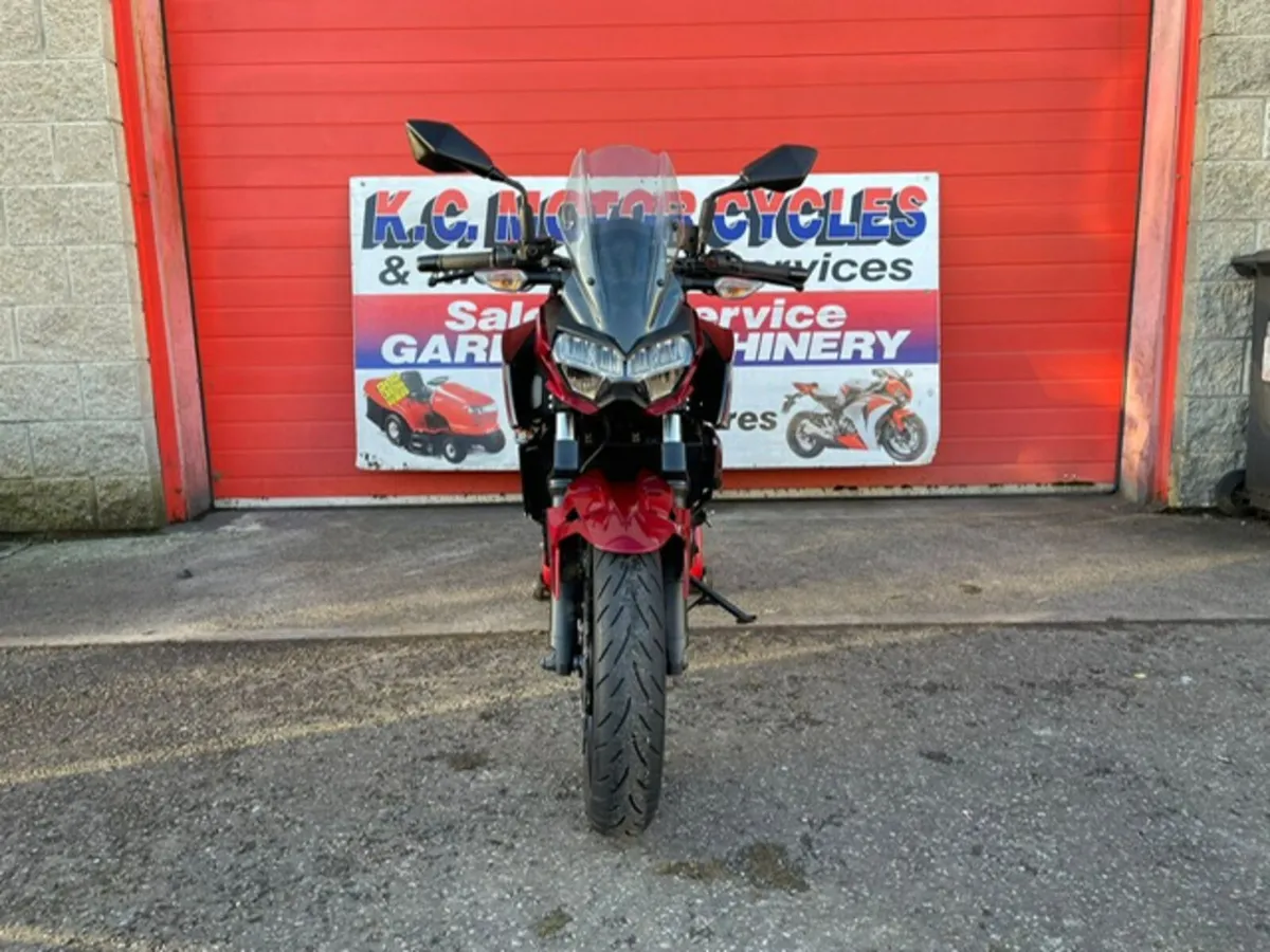 Kawasaki Z 400 - Image 3