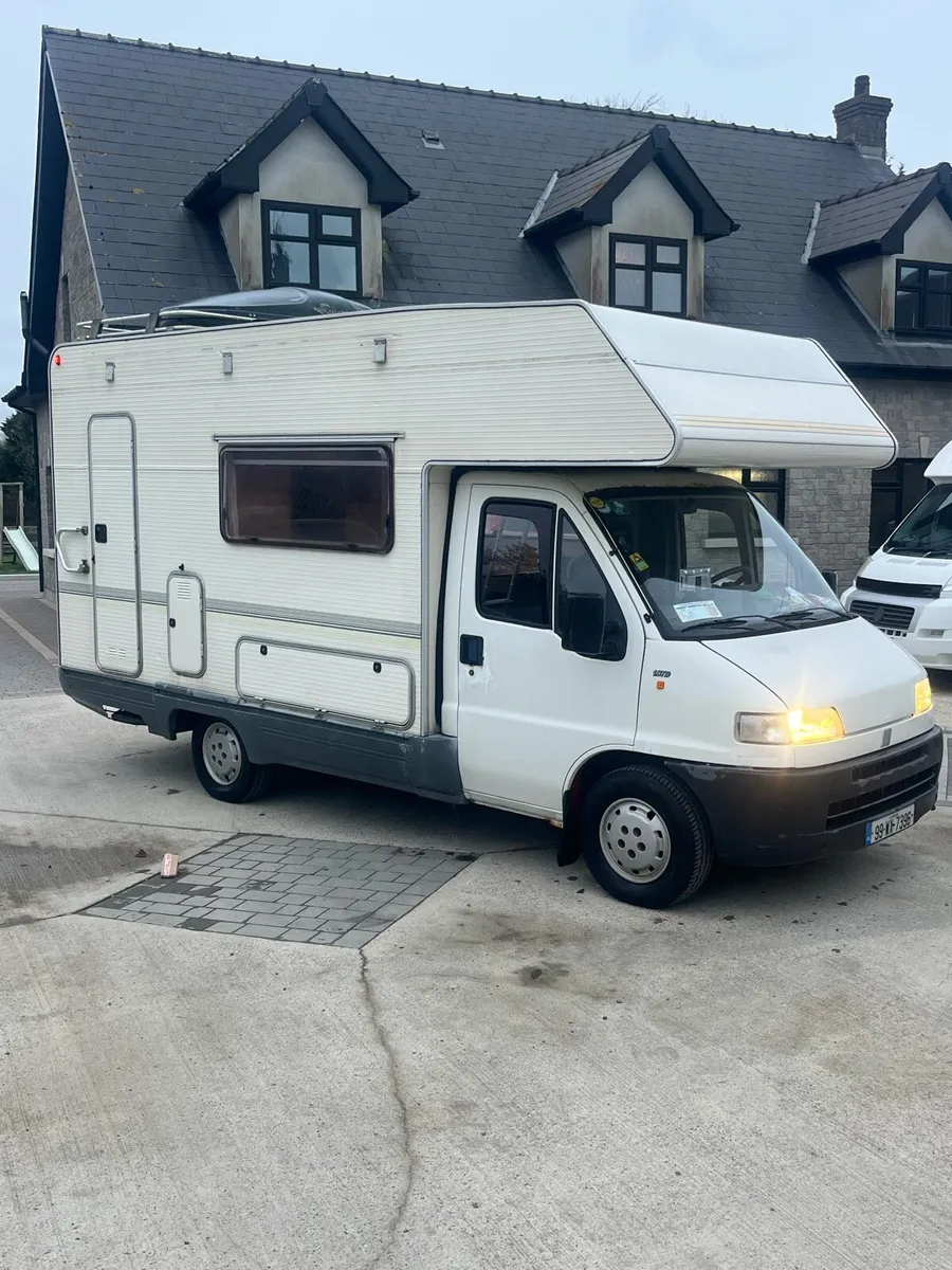 Fiat ducato 5 berth campervan 1/27 doe - Image 1
