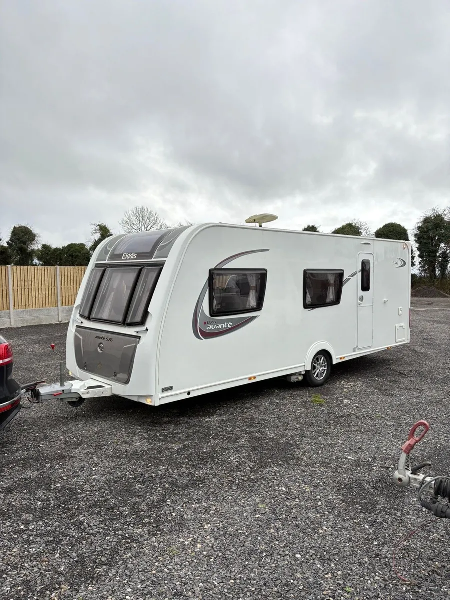 2016 Elddis Avante 6 Berth Caravan - Image 4