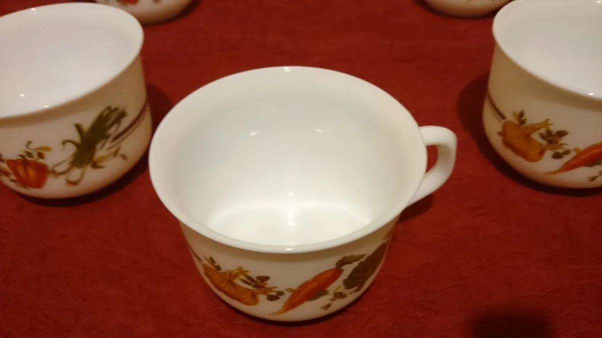 5 Pcs. Arcopal France Colorful Milk Glass Tea Cups - Image 4