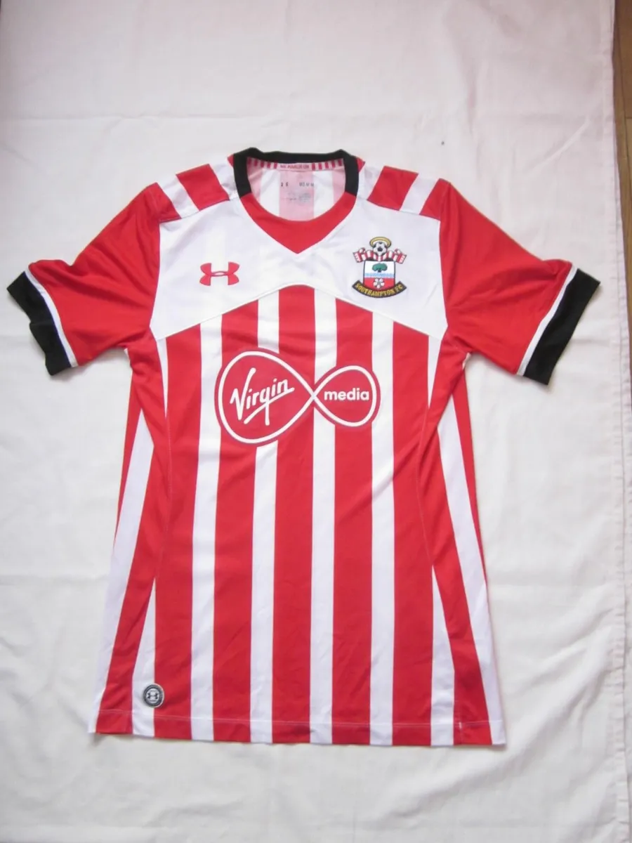 Southampton FC 2016-17 Home Football Shirt  M - Image 1
