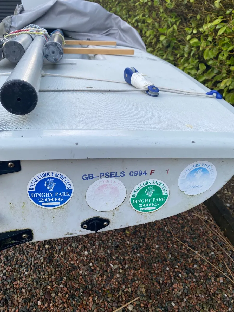 Laser dinghy sailing boat - Image 4