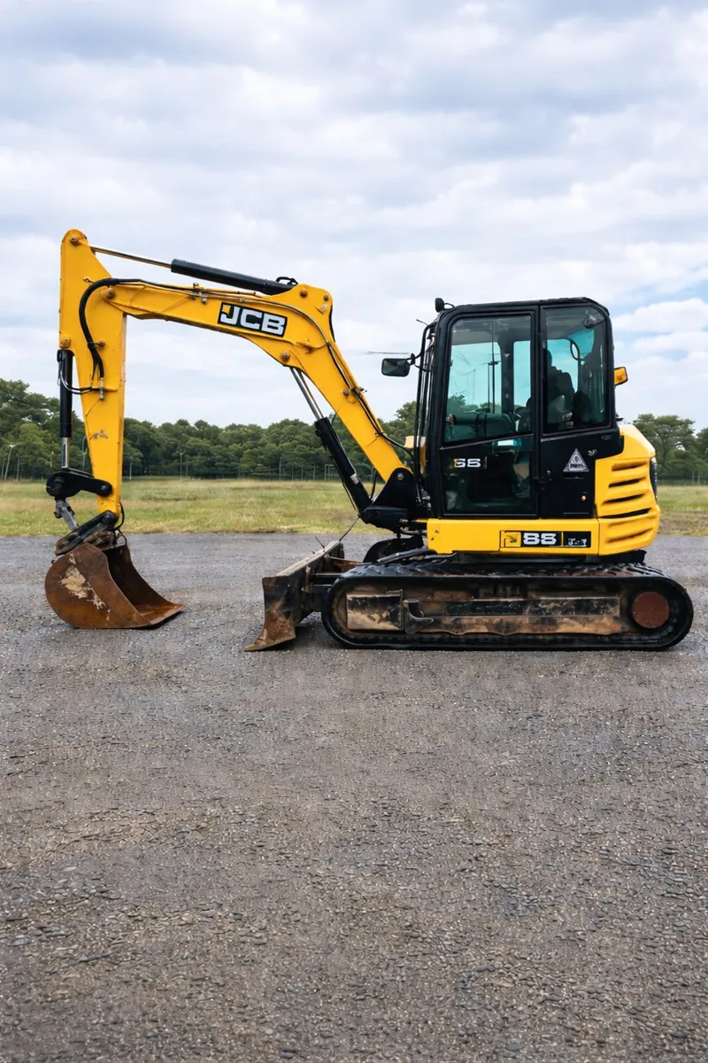 2018 JCB 85Z-1 8.5 Tonne - Image 2