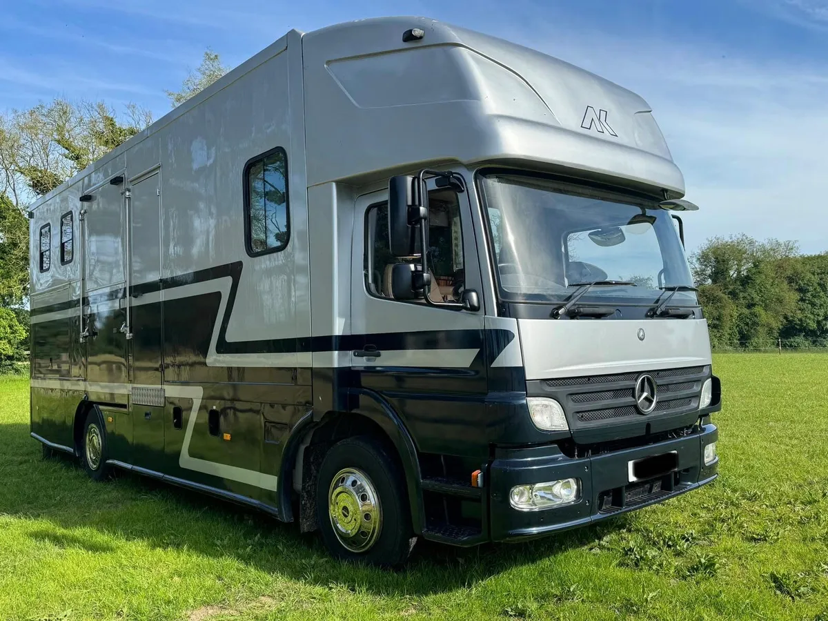 Horse Lorry - Image 4