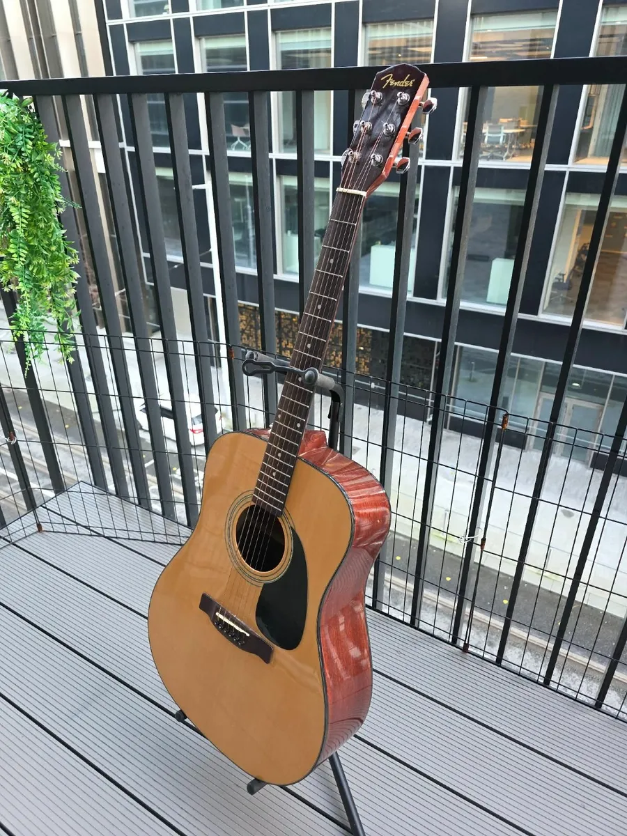Fender Acoustic Guitar & Foldable Stand - Only €70 - Image 1