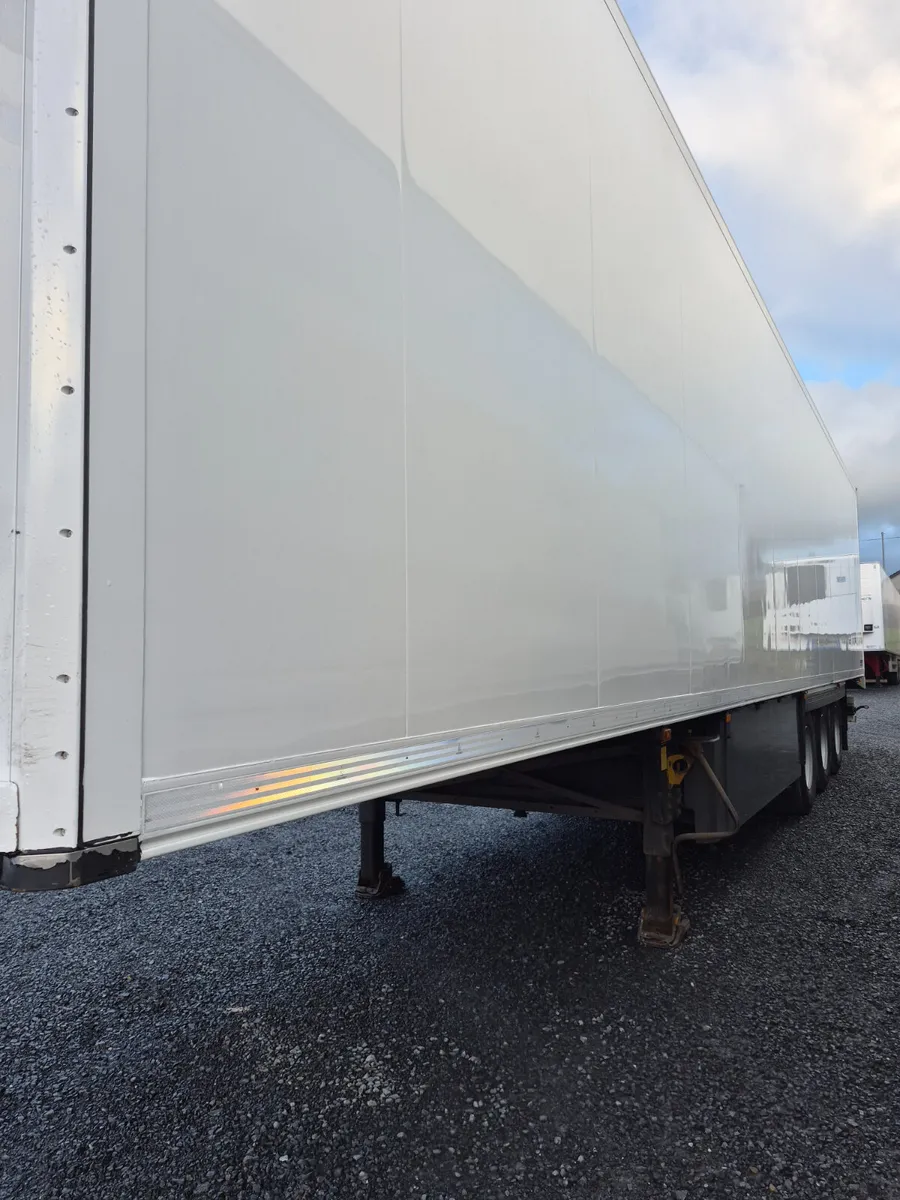 Schmitz Single Temp Fridge Trailer - Image 2