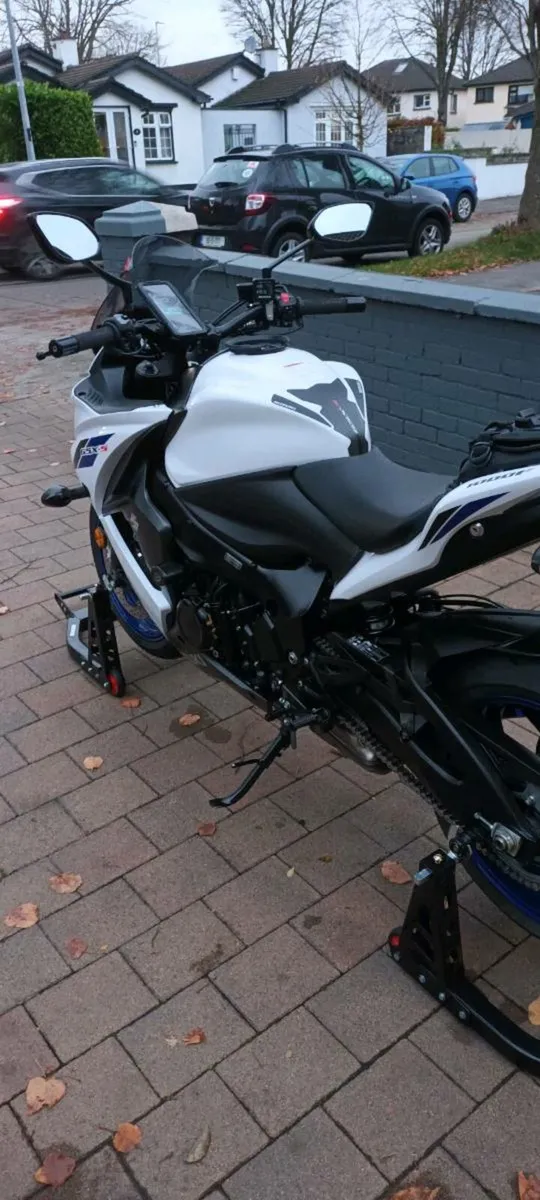Suzuki GSXS 1000F - Image 2