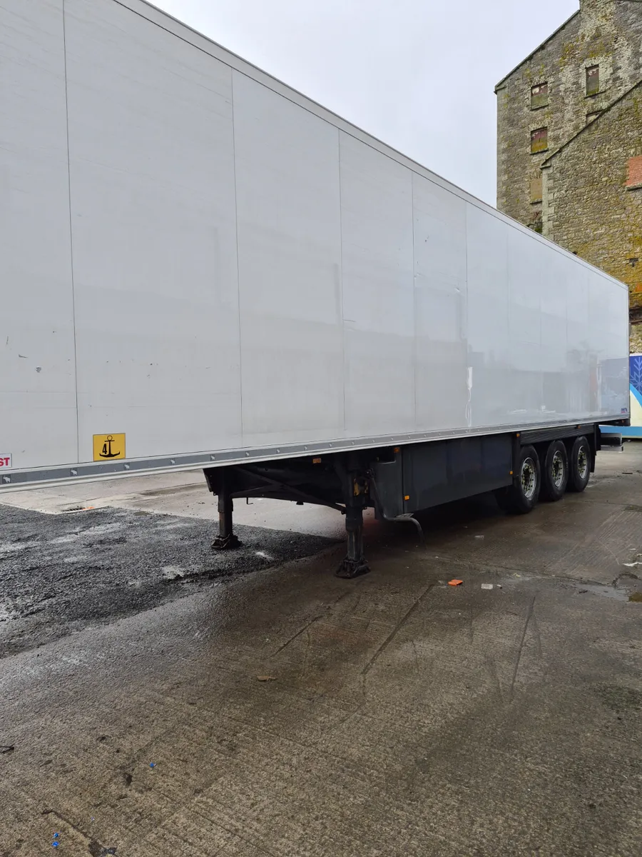 Schmitz Single Temp Fridge Trailer - Image 1