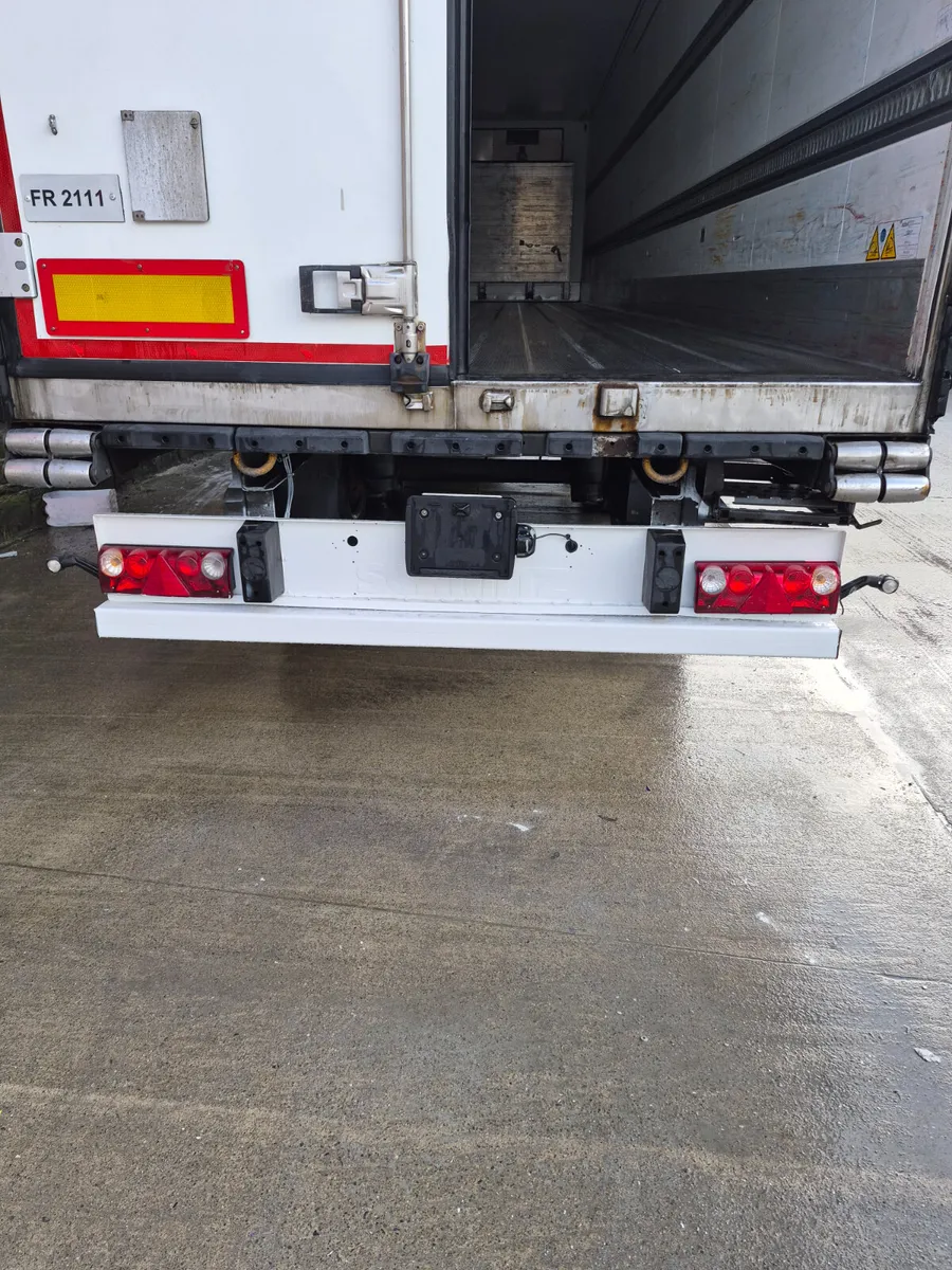 Schmitz Single Temp Fridge Trailer - Image 4