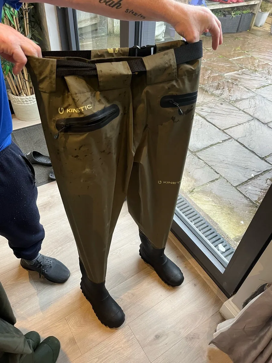 Fishing waders - Image 1