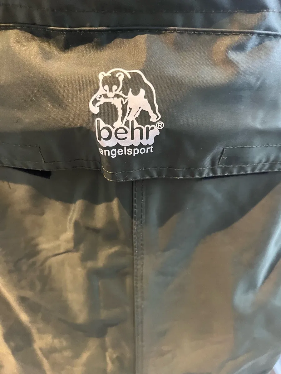 Fishing waders - Image 4