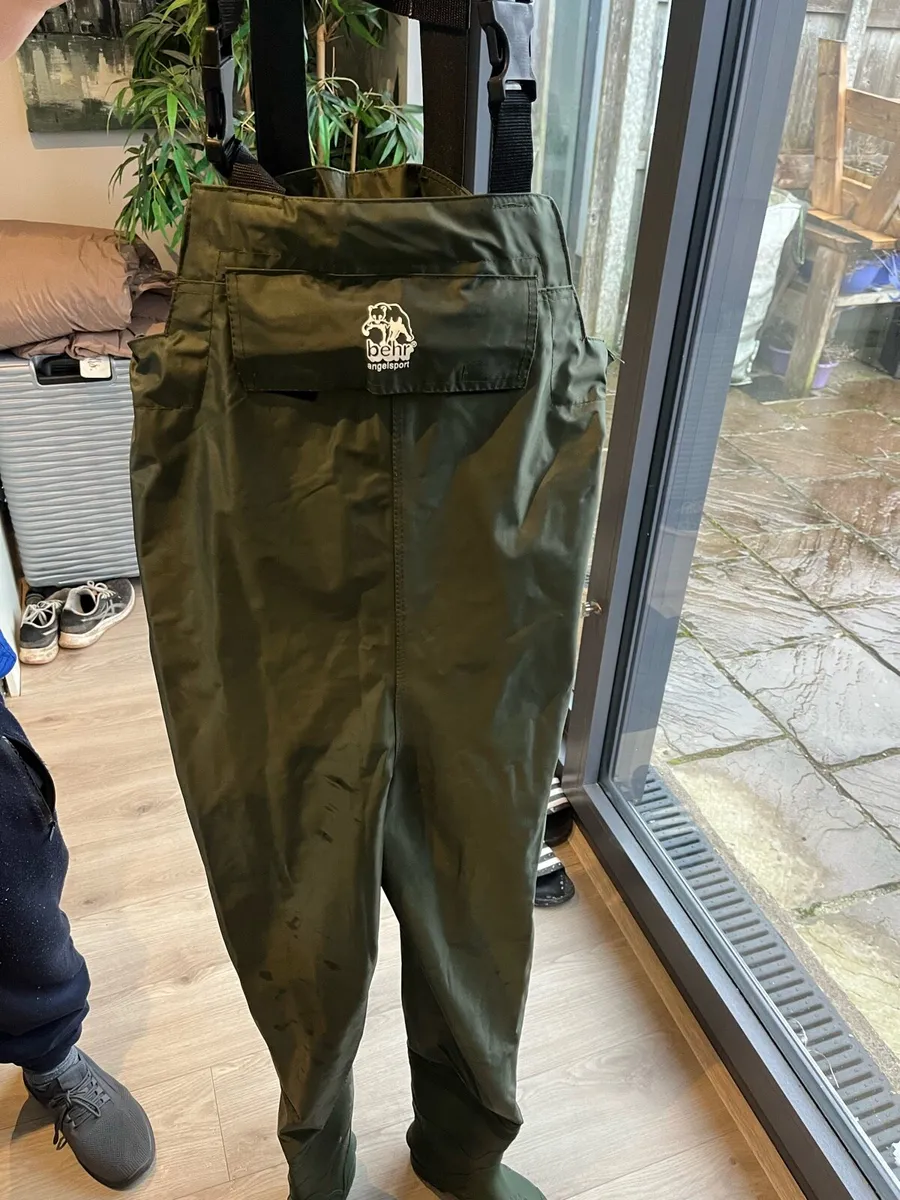 Fishing waders - Image 3