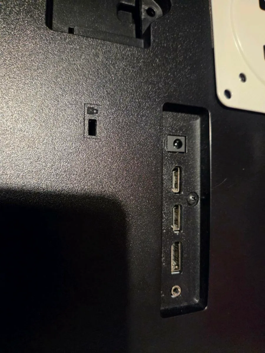 Acer 27in 240hz monitor - Image 4