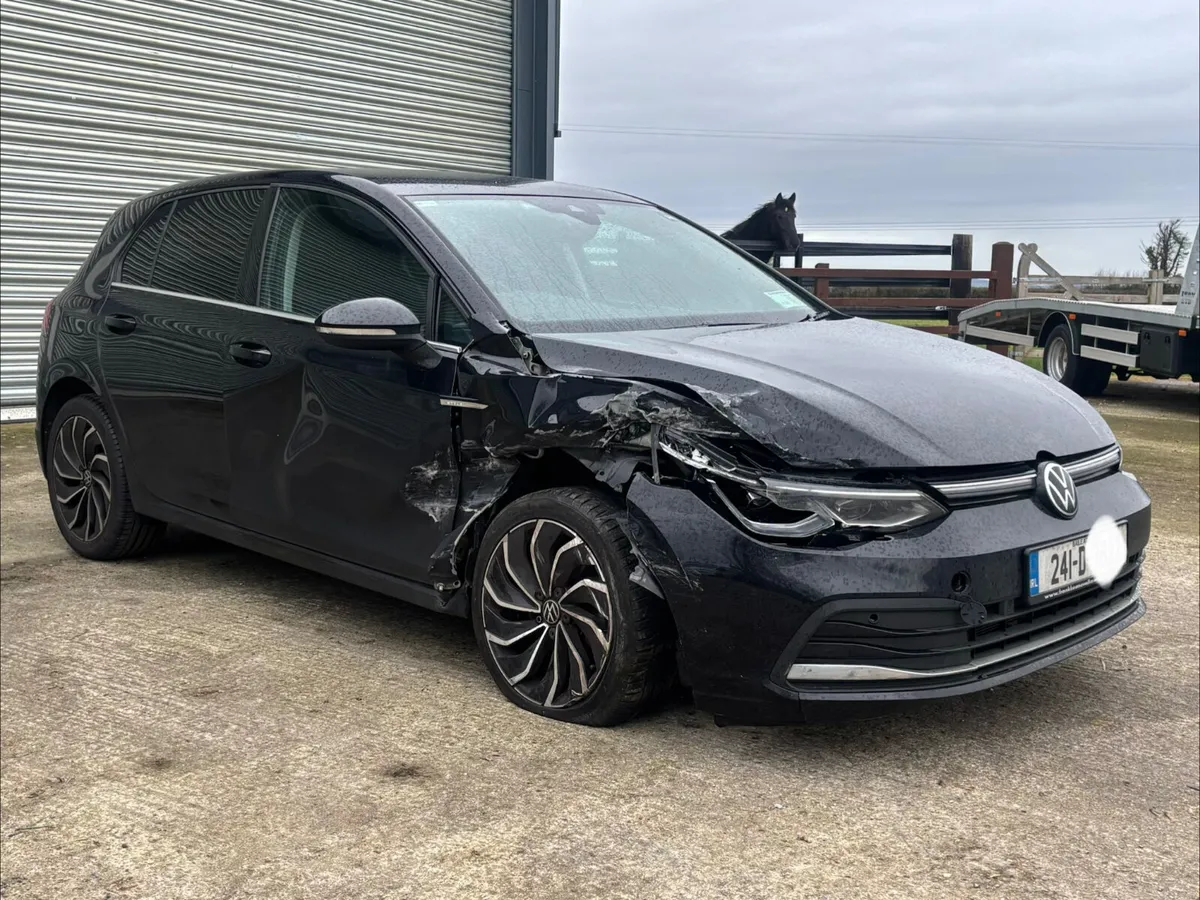 VW Golf 2024 - Image 2