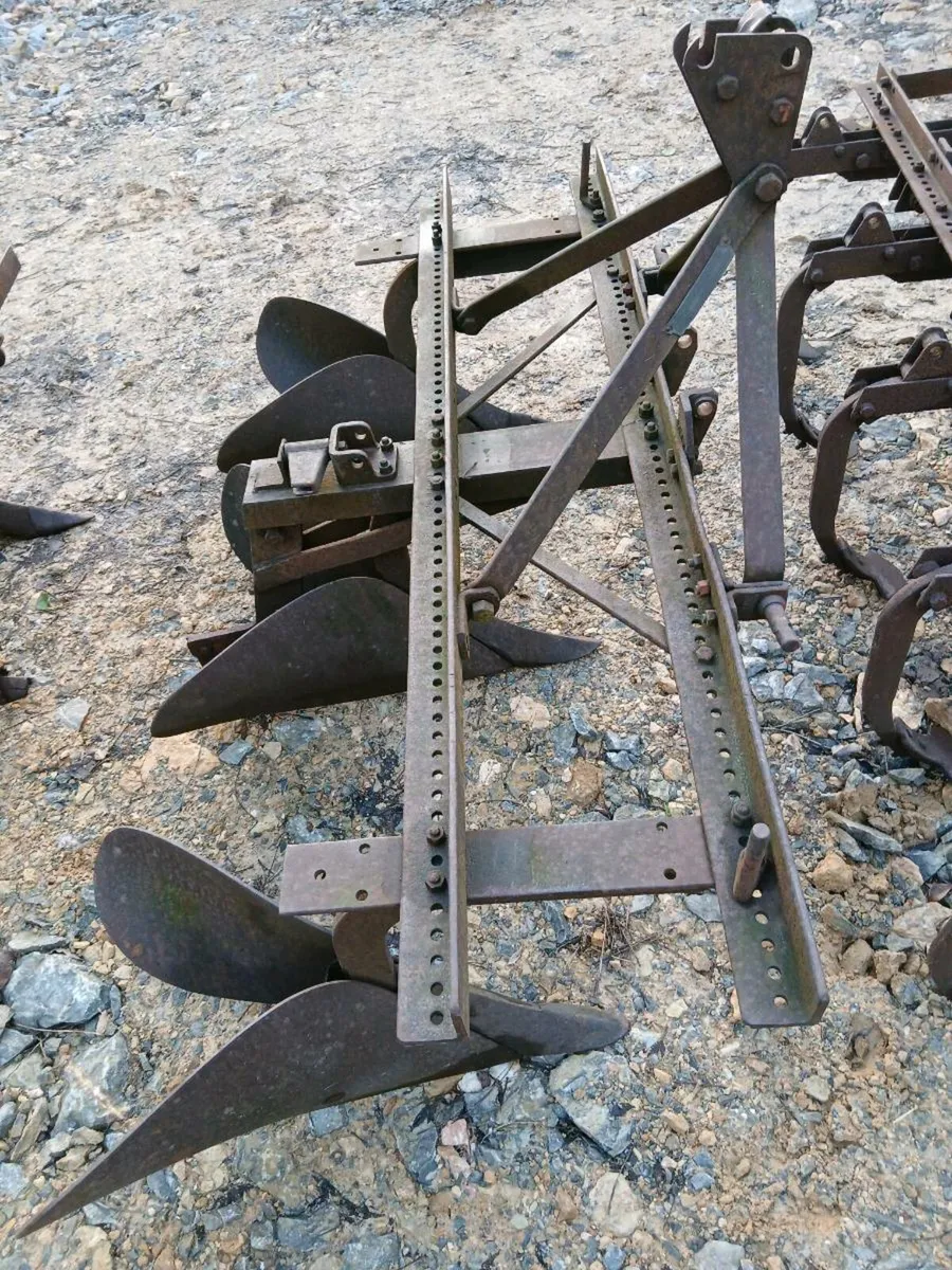 David Brown Ridger - Image 3