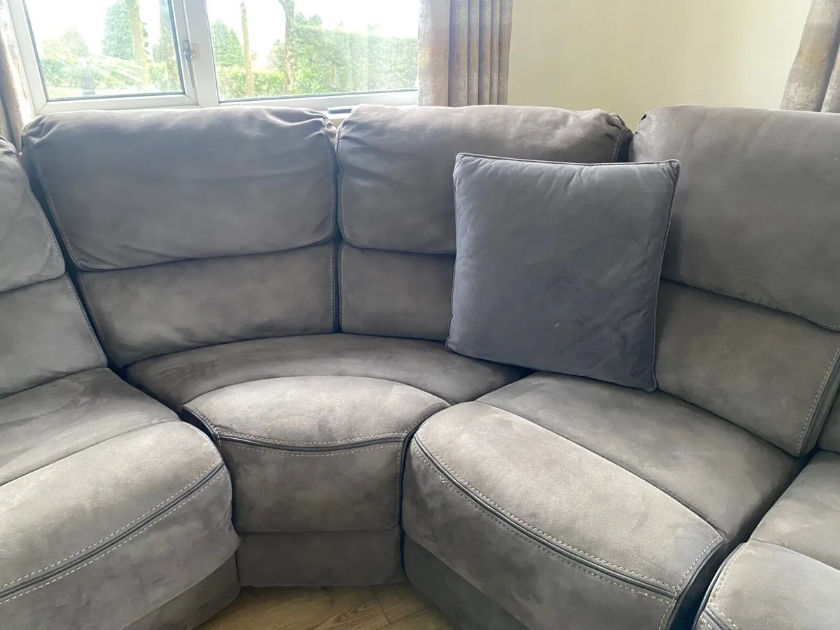Sofa - Image 2