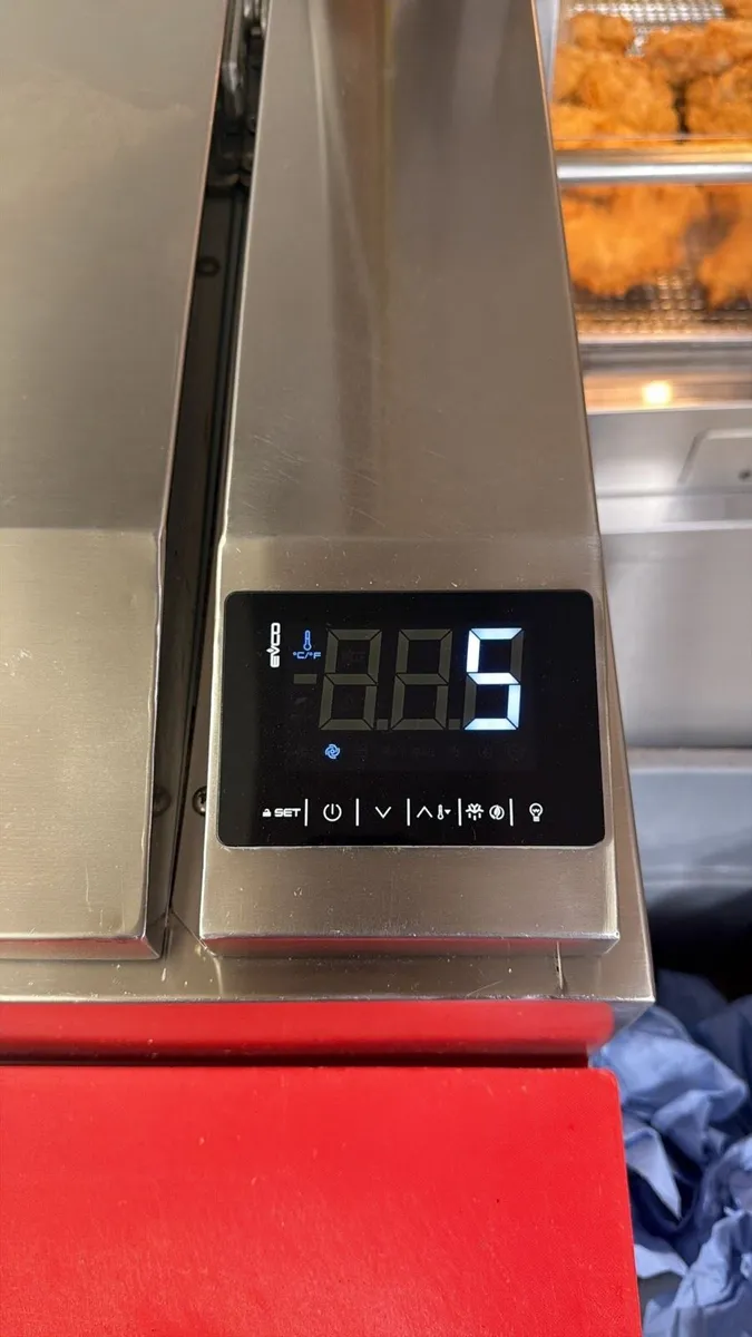 Commercial  saladette / pizza topping fridge - Image 3