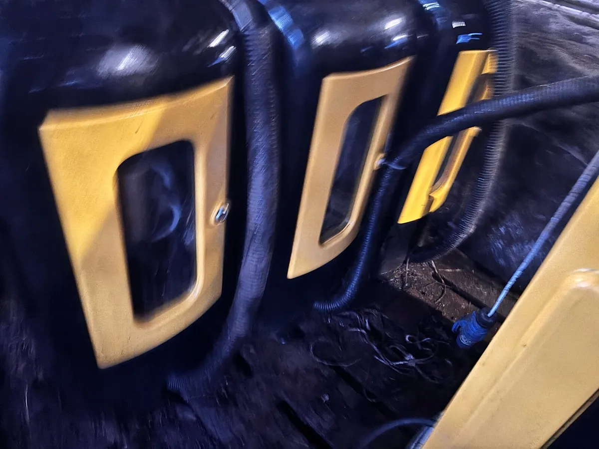 JFC Automatic Calf Feeder - Image 4