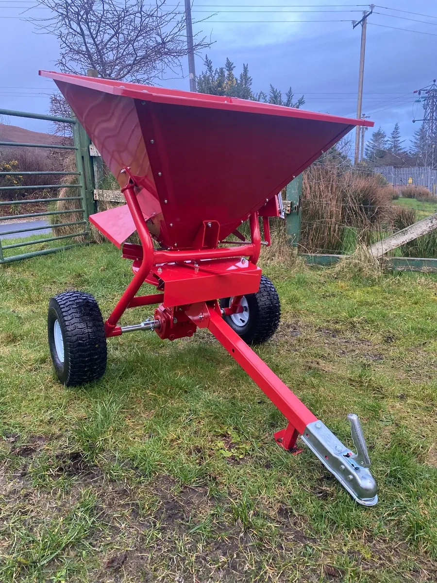 New Quad Fertiliser Spreader Shaker - Image 1