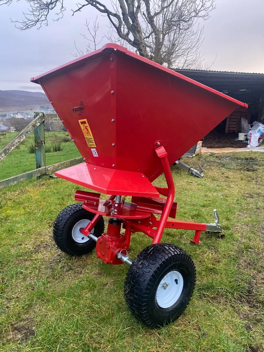 New Quad Fertiliser Spreader Shaker - Image 4