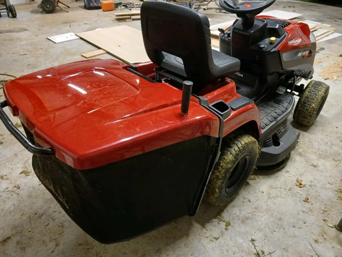 ride on Lawnmower NEW - Image 4