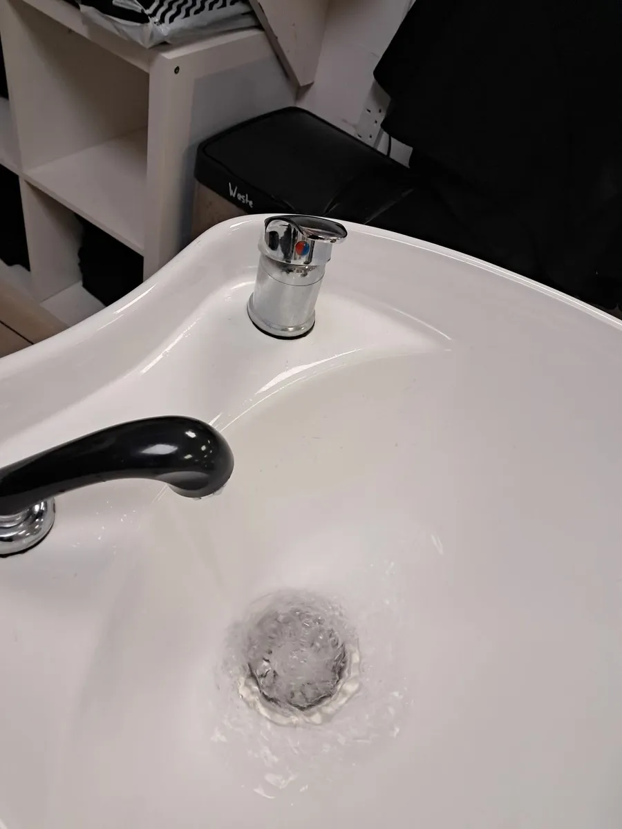 Hair wash basin - Image 4