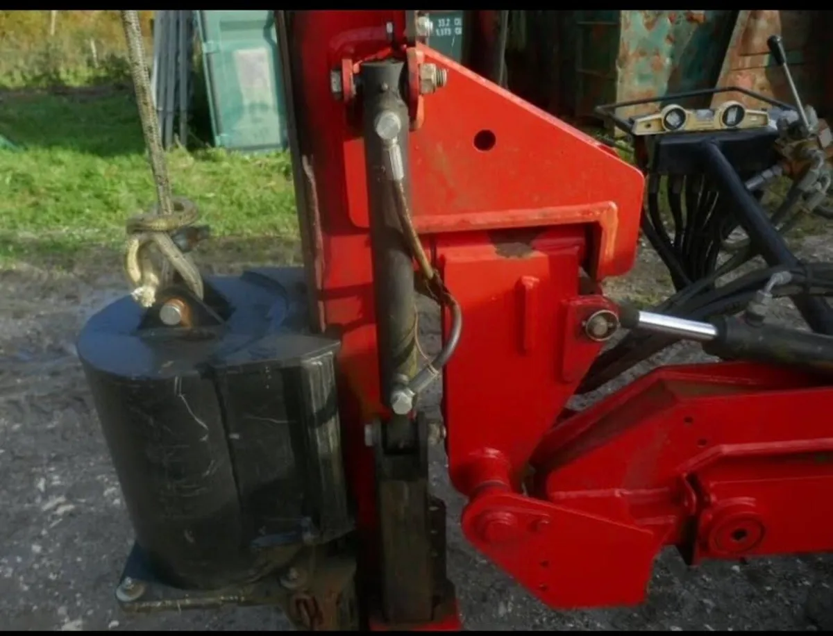 2019 protech post driver with a rock spike - Image 3