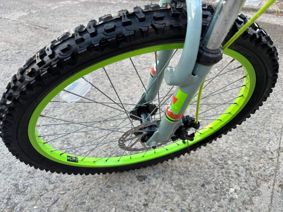 boys bicycle - Image 2