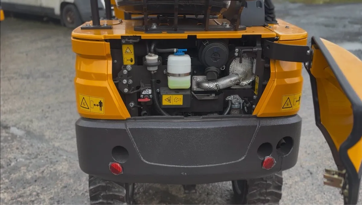 1 Ton Swivel Tip dumper - Image 3