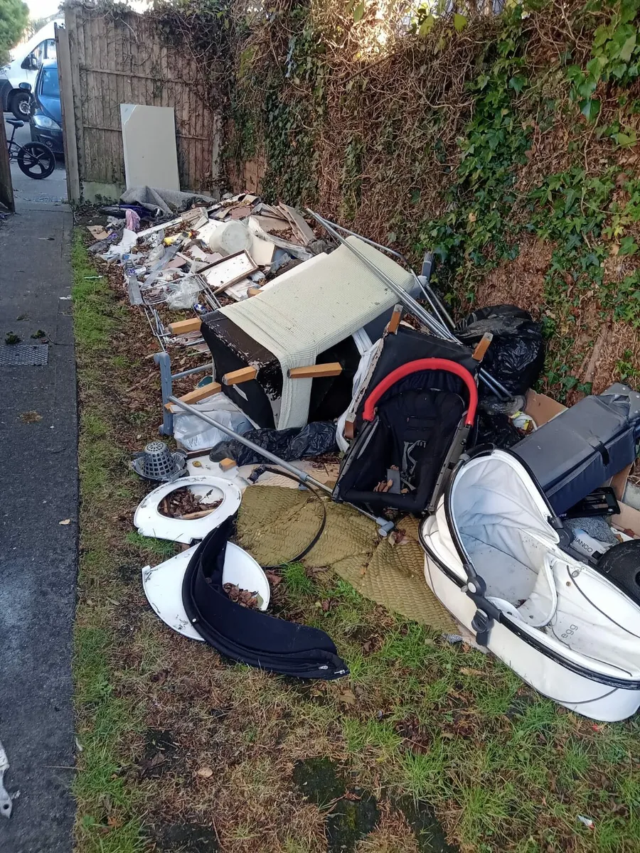 Rubbish removal cheaper than any skip hire - Image 3