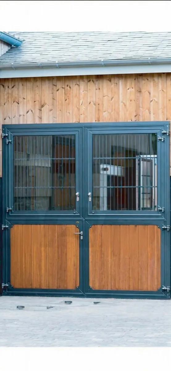 Stable doors and shed doors - Image 1