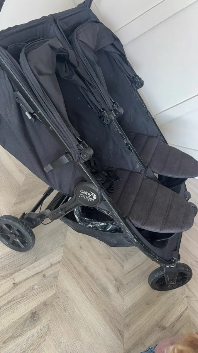 Baby jogger double buggy - Image 1