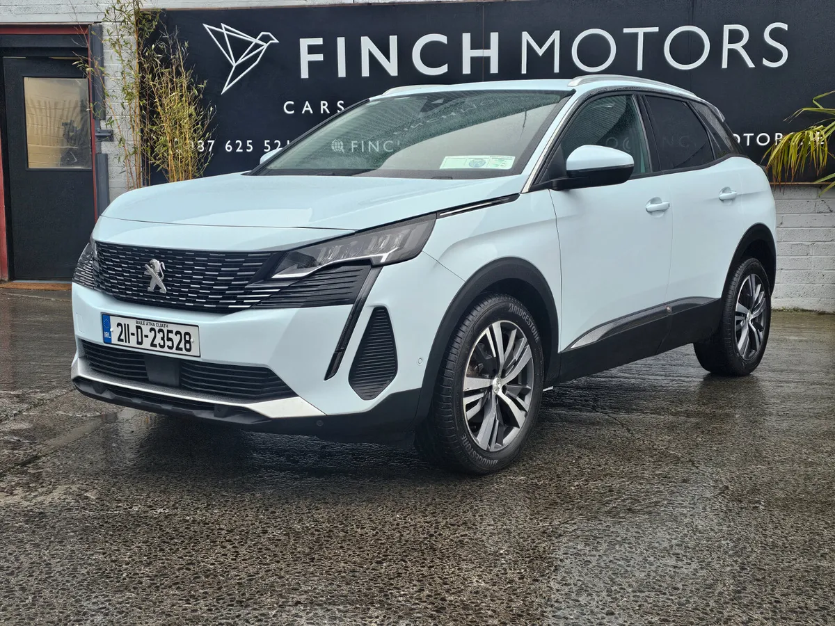 PEUGEOT 3008 COMMERCIAL // BIG SPEC // 09/26 - Image 1