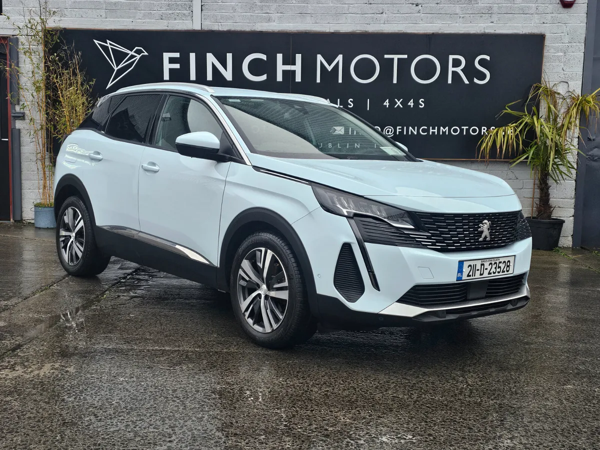 PEUGEOT 3008 COMMERCIAL // BIG SPEC // 09/26 - Image 2