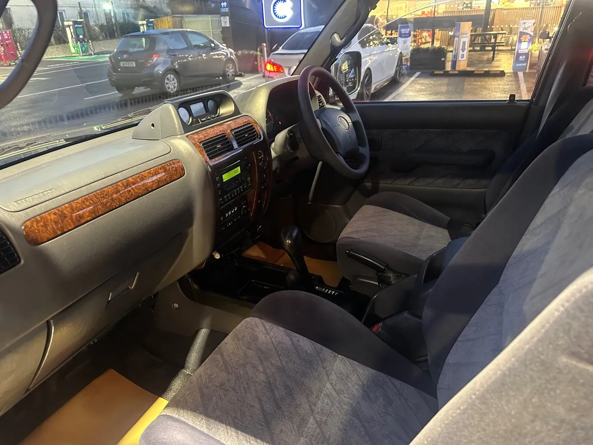 🚙 1996 Toyota Land Cruiser Prado – Mint 🚙 - Image 3