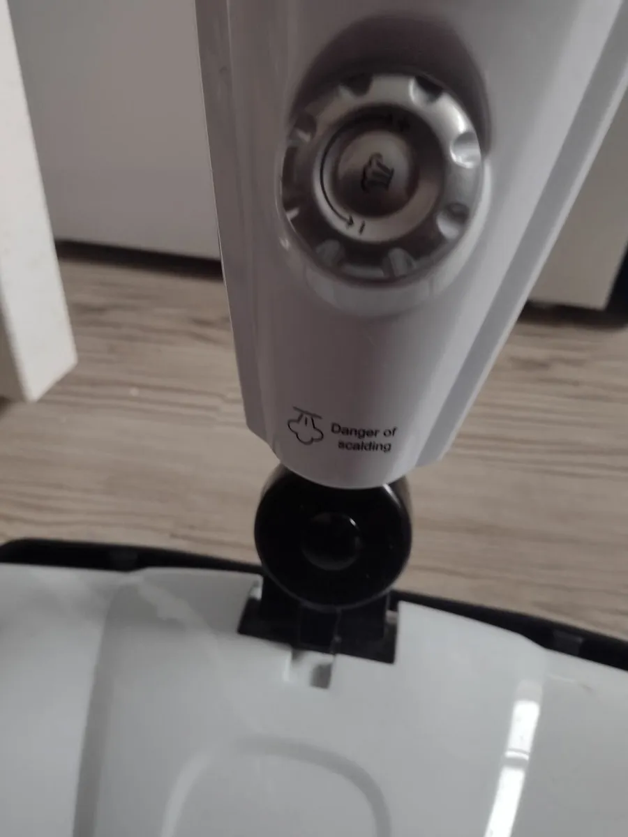 As new Bush multi steam cleaner - Image 2