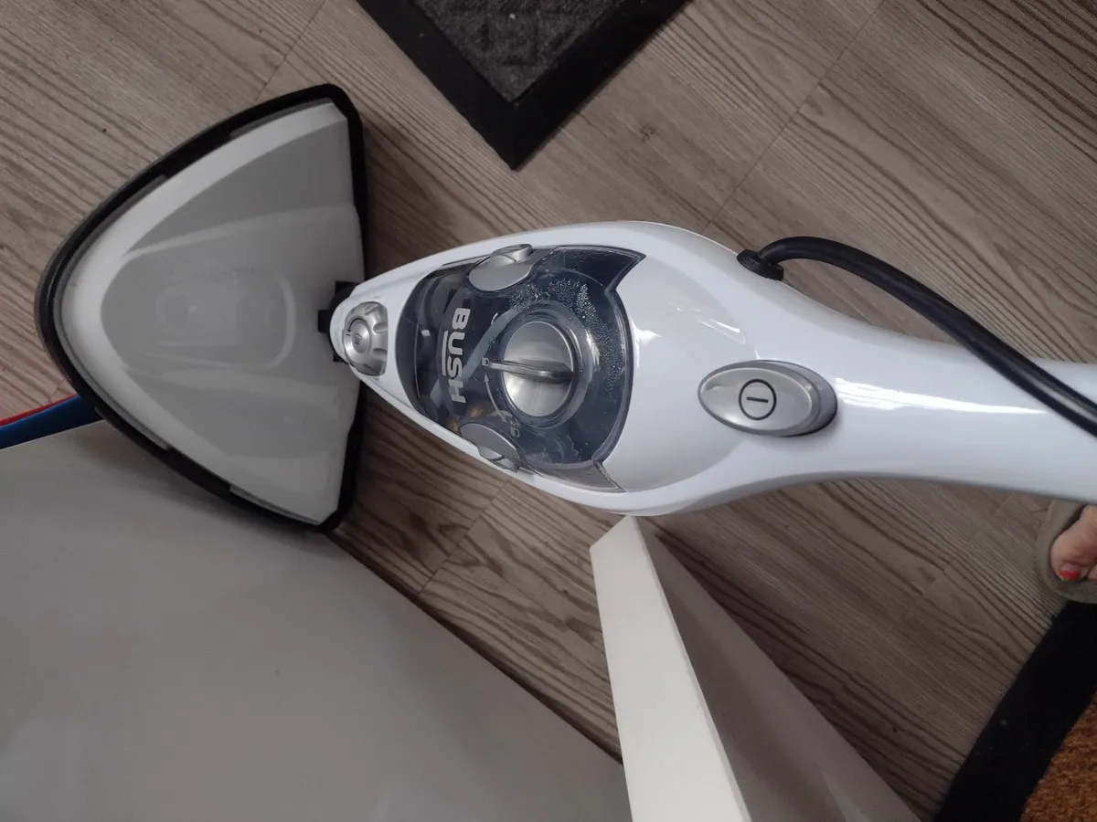 As new Bush multi steam cleaner - Image 3