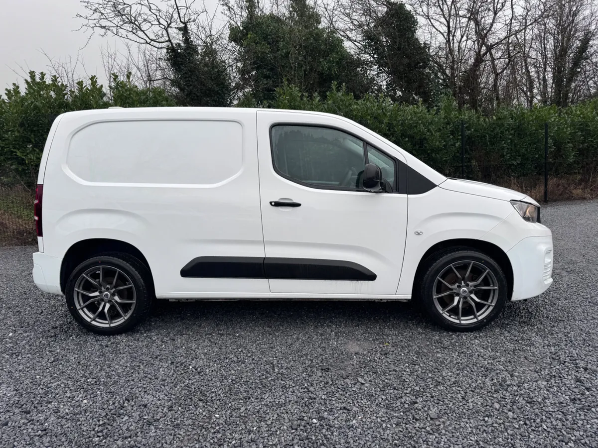 2020 Peugeot Partner 3 Seater ZERO DEPOSIT FINANCE - Image 3