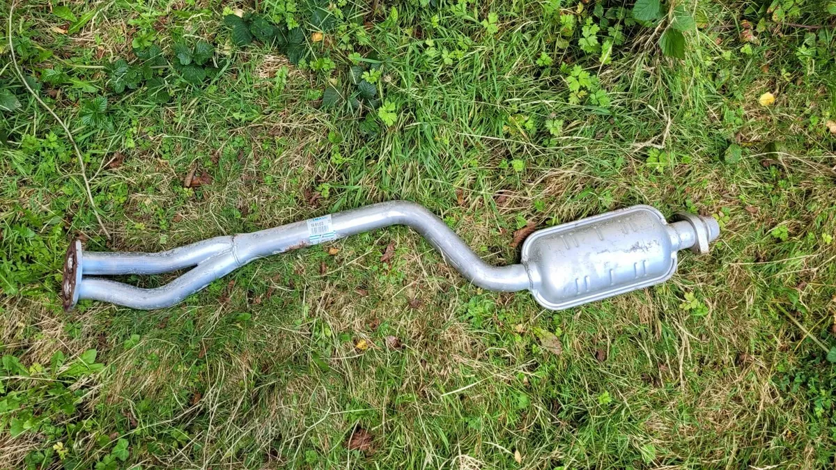 BMW E30 parts - Image 3