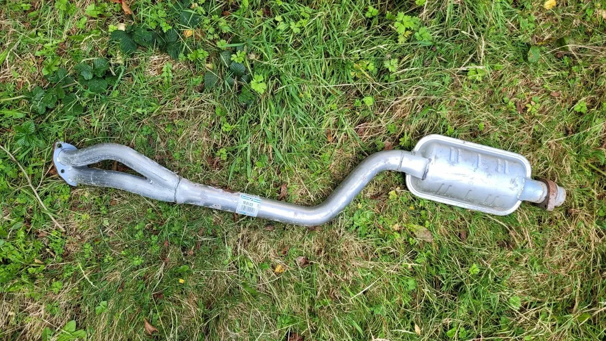 BMW E30 parts - Image 1