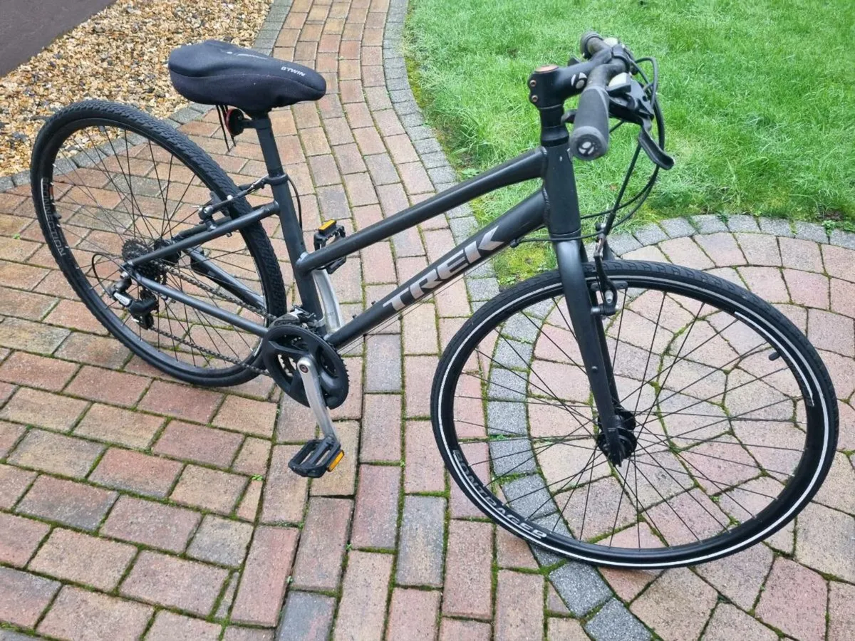 Womens trek bike - Image 1